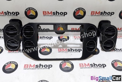 Дефлектор центральный Volkswagen Golf Plus