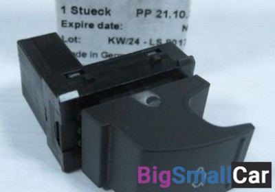 Клавиша открывания багажника Volkswagen Polo Jetta