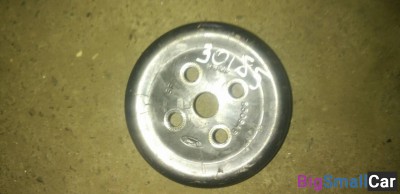 Шкив водяного насоса (помпы) Focus II 2005-2008, Fusion 2002-2012, C-MAX 2003-2011 б/у