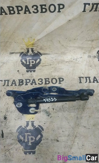 Петля крышки багажника седан. левая AUDI A4, VW PASSAT  B5  б/у