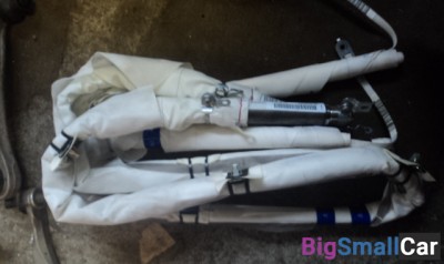 Шторка безопастности левая A4  B8  2009-2015 б/у