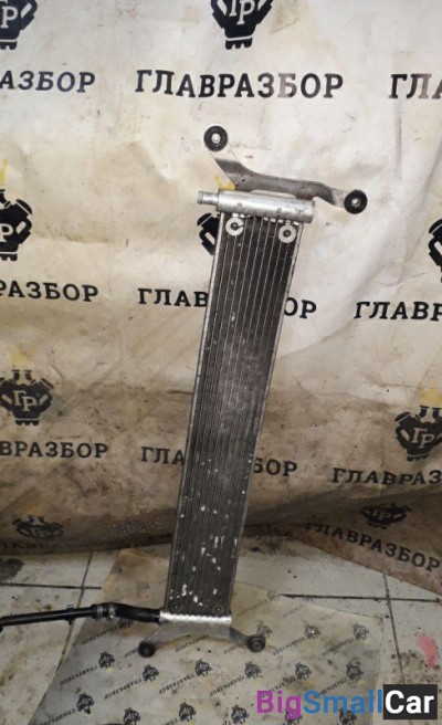 Радиатор системы охлаждения Touareg 2002-2010/Q7  4L  2005-2015 дополнительный б/у