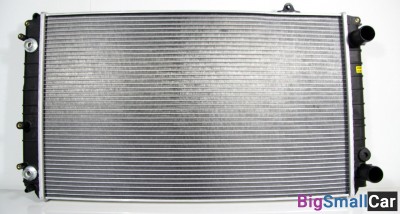 Радиатор охлаждения Ауди А8 1998 склад16