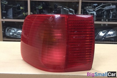 Фонарь задний Ауди В4 1991 склад16