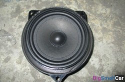 Динамик прав. (65 Аудио, навигация, информ. системы) 65138379093