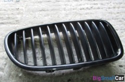 Ноздря прав. (51 Оснащение Кузов) 51137200728