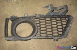Решетка бампера лев. (51 Оснащение Кузов) 51118054155