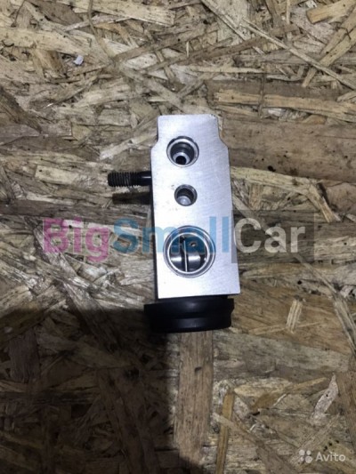 Клапан кондиционера трв KIA Ceed 07-12