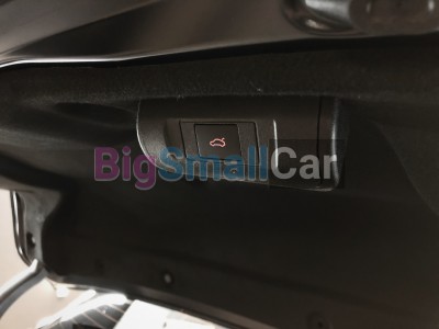 Автоматический доводчик багажника на Volkswagen e-Up - купить Сочи